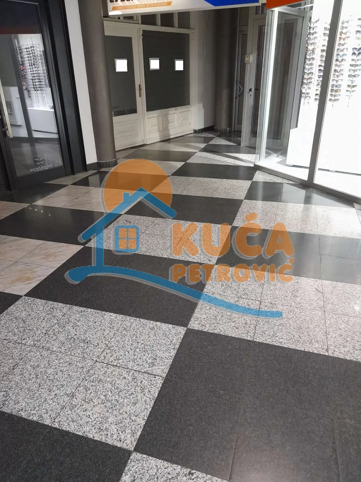 Lokal, 21 m2, Centar, Obrenovićeva ID: i-011307 7