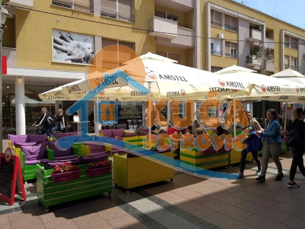 Lokal, 26 m2, Centar, Obrenovićeva ID: i-02461 7