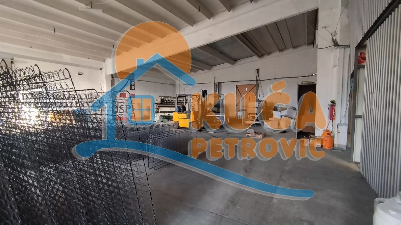 Lokal, 300 m2, Tehnički fakulteti, Bulevar Nikole Tesle ID: i-015491 1