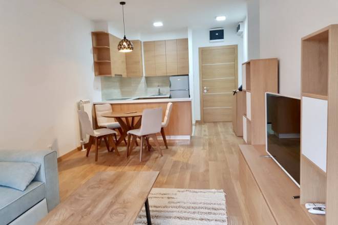 Funkcionalan 2 0 stan u kompleksu Wellport  49m2 3