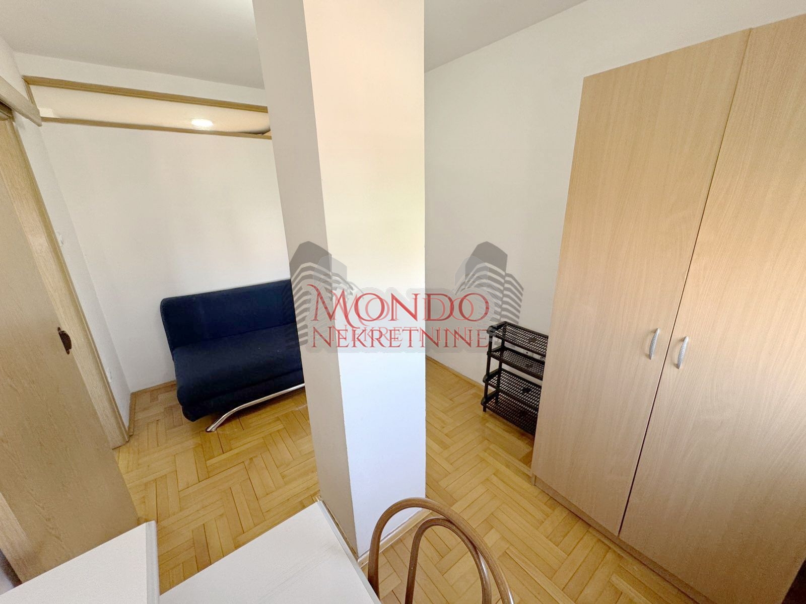 Jednoiposoban stan u novoj zgradi kod Doma zdravlja, Zelengorska 7