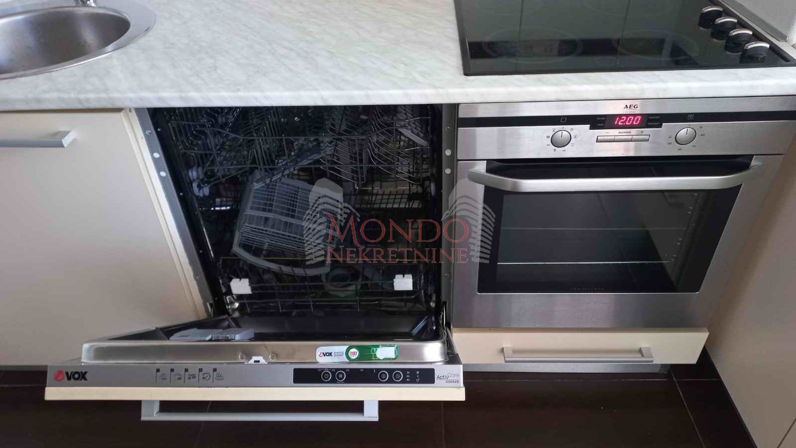 Jednoiposoban stan kod delta planeta, cg, namešten, Niš 8