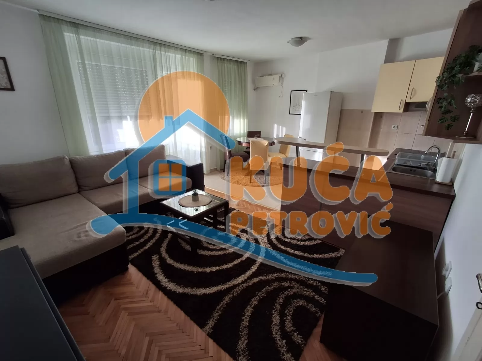 Dvosoban stan, 60 m2, Filozofski fakultet, Prvomajska ID: i-015494 1