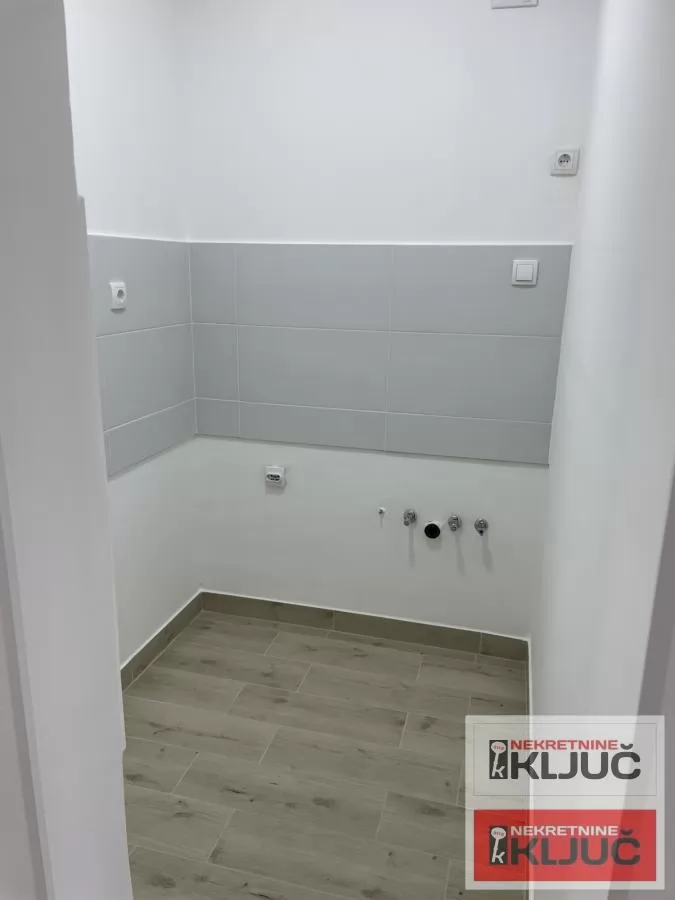 GRBAVICA, 30m2, Jednoiposoban, Renoviran 3