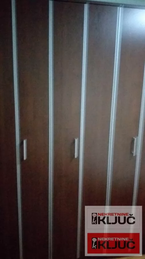 Izdavanje, Stan, Novi Sad, Grbavica 9