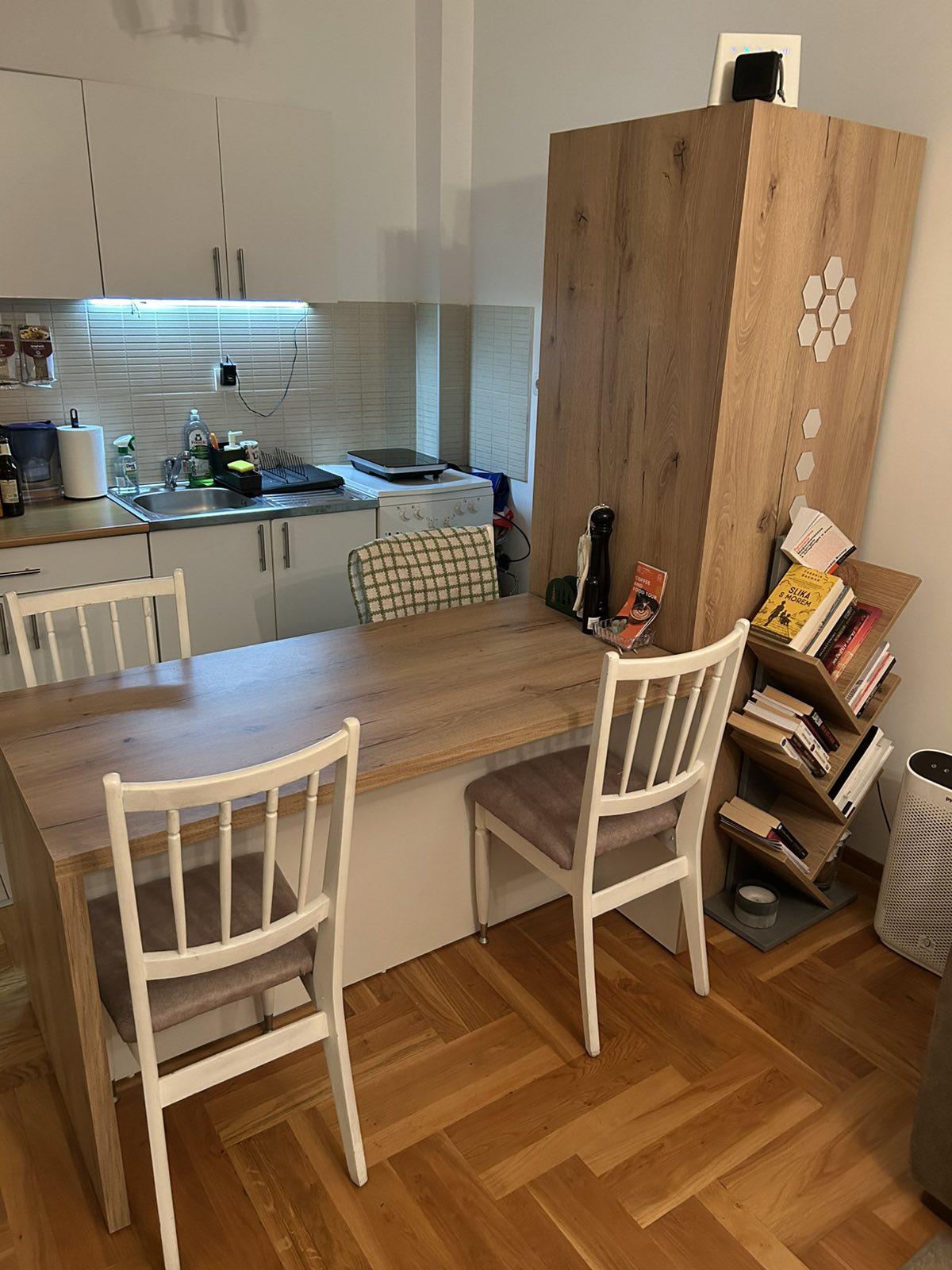 Izdajem stan 40m2 Lekino brdo Beograd centar 1