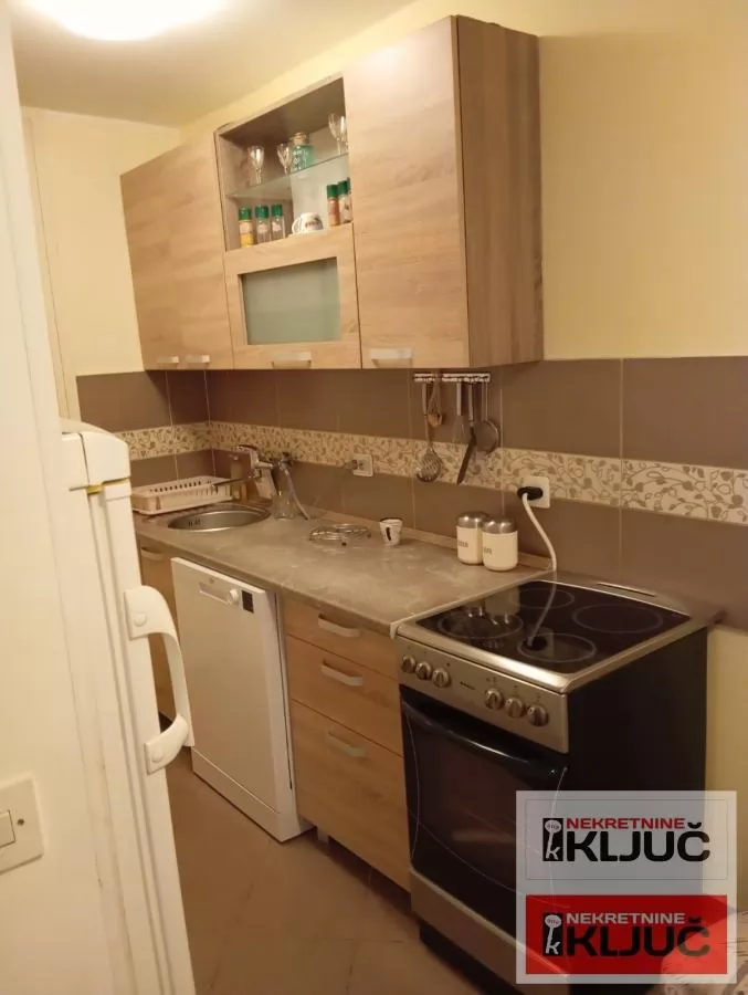 NOVO NASELJE, 72m2, Dvoiposoban, Odličan 5