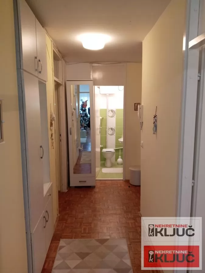 NOVO NASELJE, 72m2, Dvoiposoban, Odličan 9