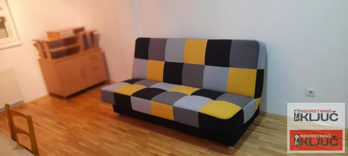 SAJAM IZDAJE SE NAMEŠTENA GARSONJERA 1