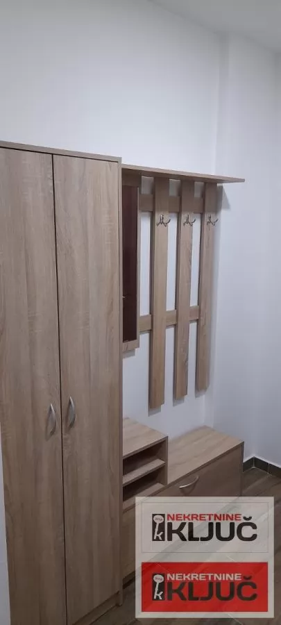 SAJAM IZDAJE SE NAMEŠTENA GARSONJERA 10