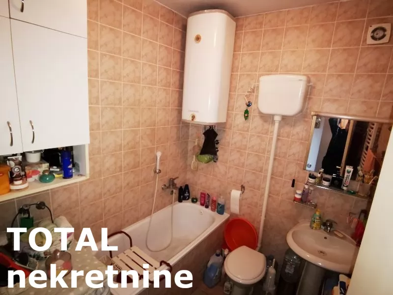 Stan,NOVI SAD,BULEVAR,kv: 79.00, € 200000, ID: 1102015 10