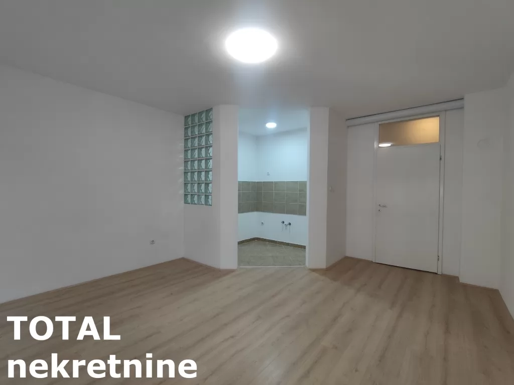 Stan,NOVI SAD,CENTAR,kv: 34.00, € 115600, ID: 1101501 4