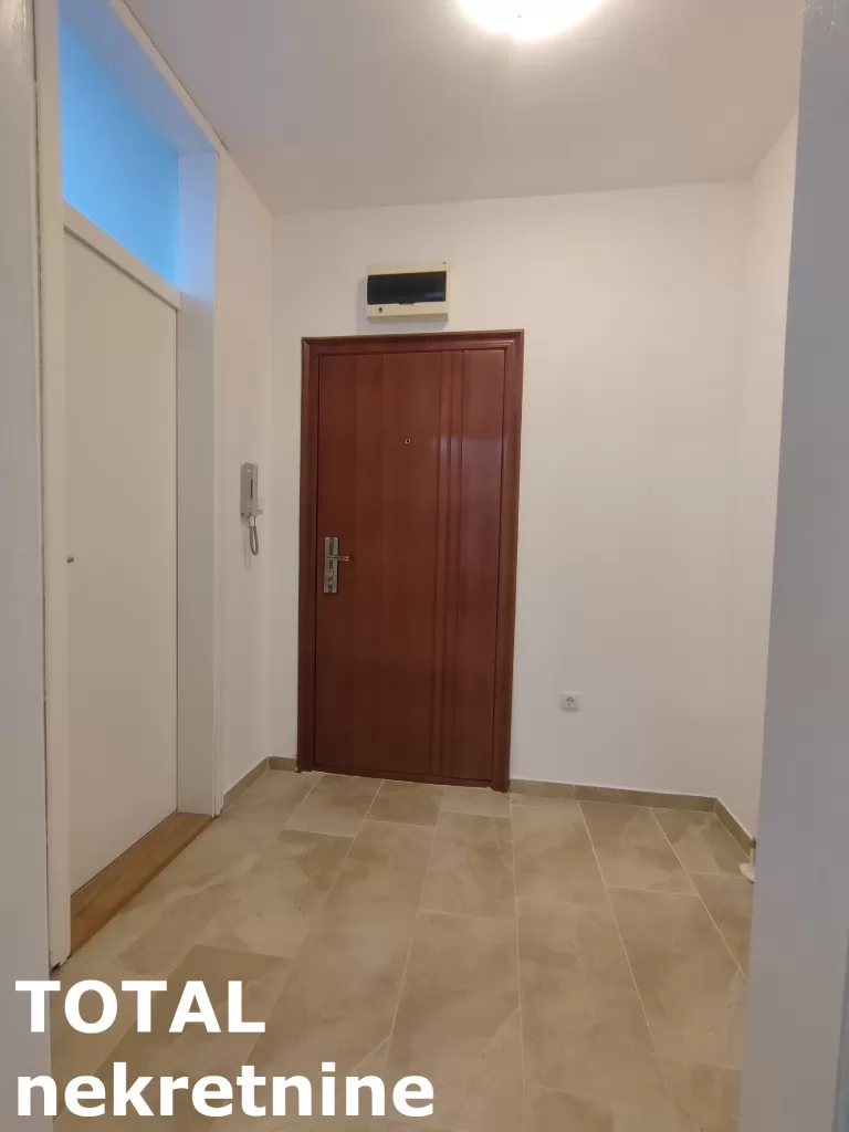 Stan,NOVI SAD,CENTAR,kv: 34.00, € 115600, ID: 1101501 9