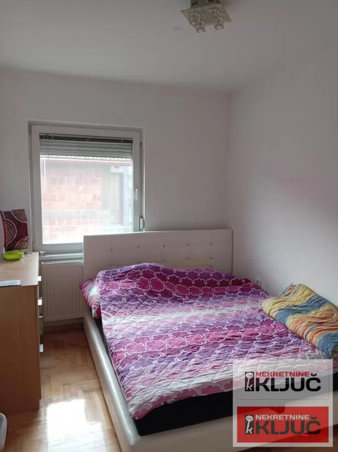 ADICE, 64m2, Trosoban, Komplet namešten 10