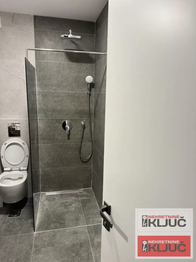 LUX stan u centru grada 9