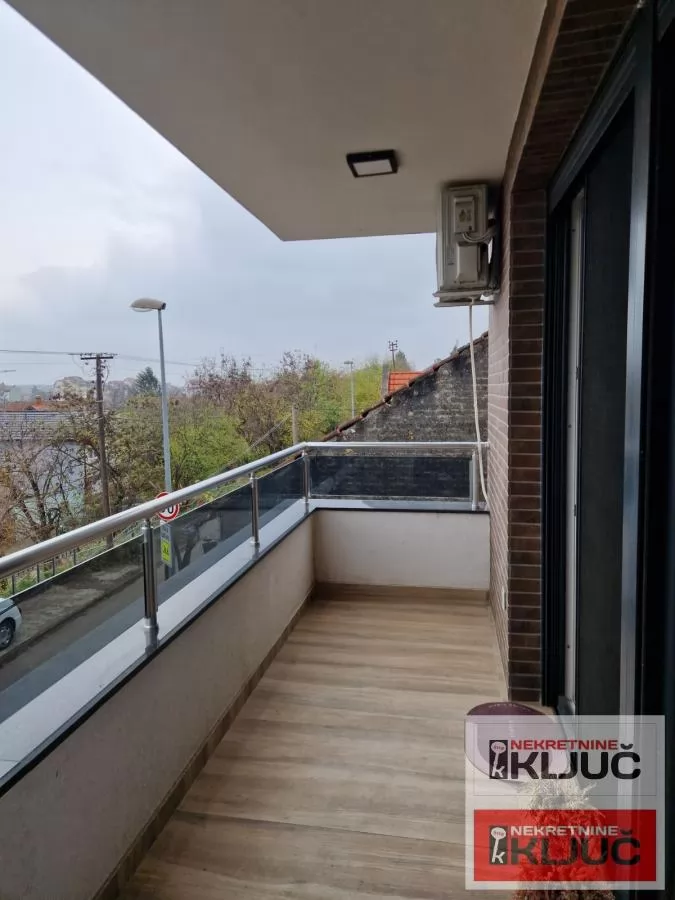 PETROVARADIN, 98m2, Četvorosoban, Novogradnja, Vila 8