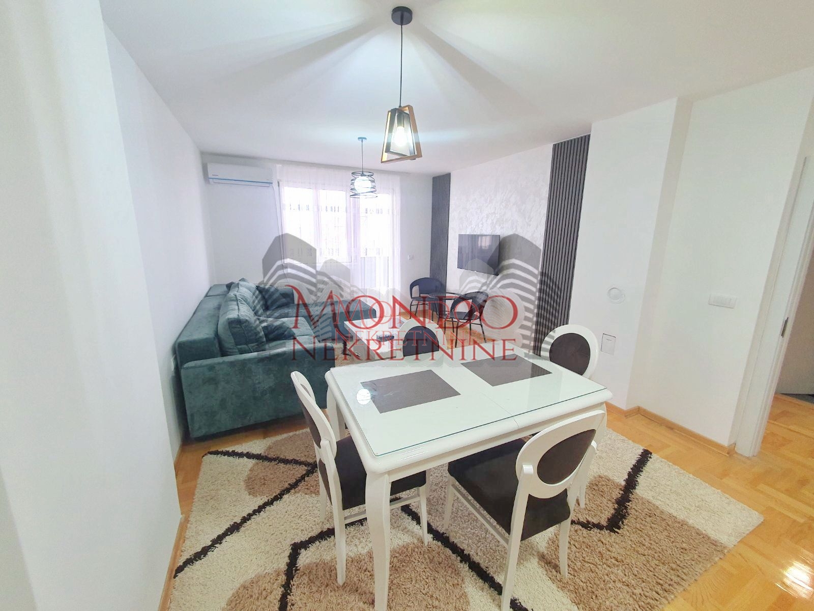 Jednoiposoban stan kod Čaira u  naselju "Vagres City". 5