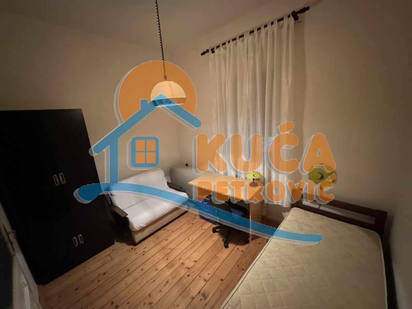 Trosoban stan, 62 m2, Centar, Vojvode Vuka ID: i-015531 2