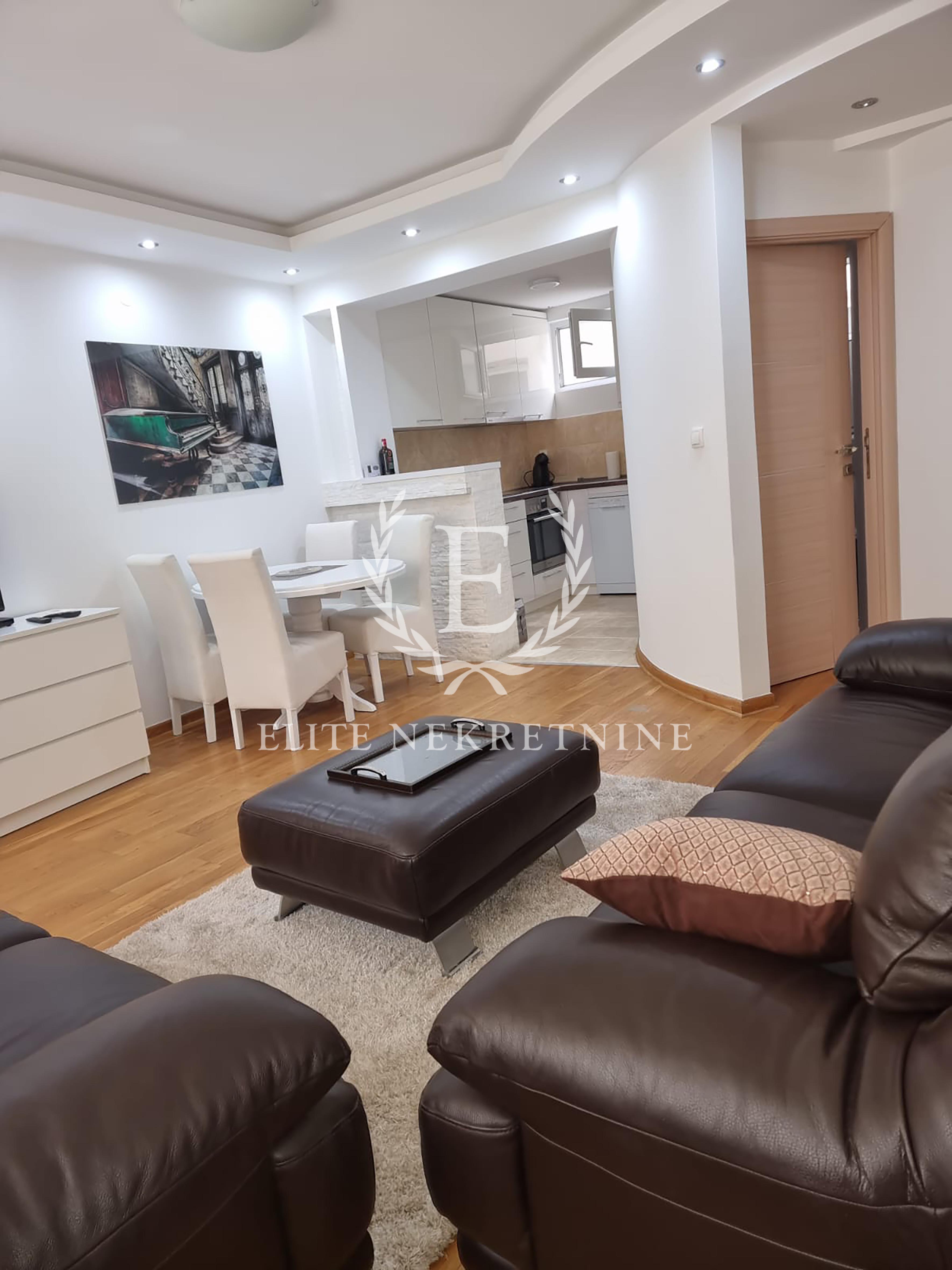 Izdavanje stanova Beograd Cetvorosoban lux stan novogradnja 3