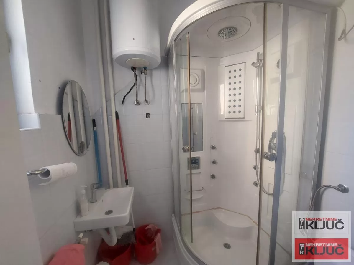 KEJ IZDAJE SE VIŠENAMENSKI POSLOVNI PROSTOR 6