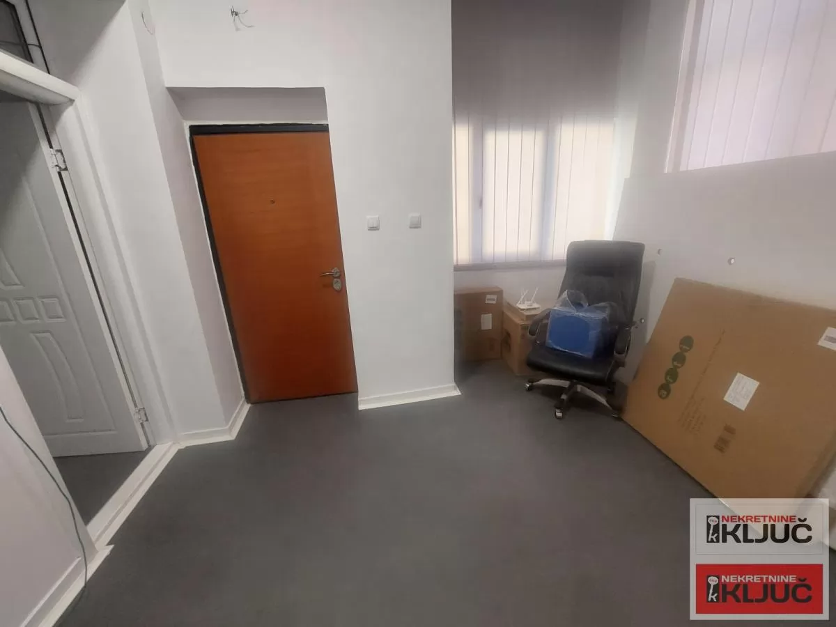 KEJ IZDAJE SE VIŠENAMENSKI POSLOVNI PROSTOR 8