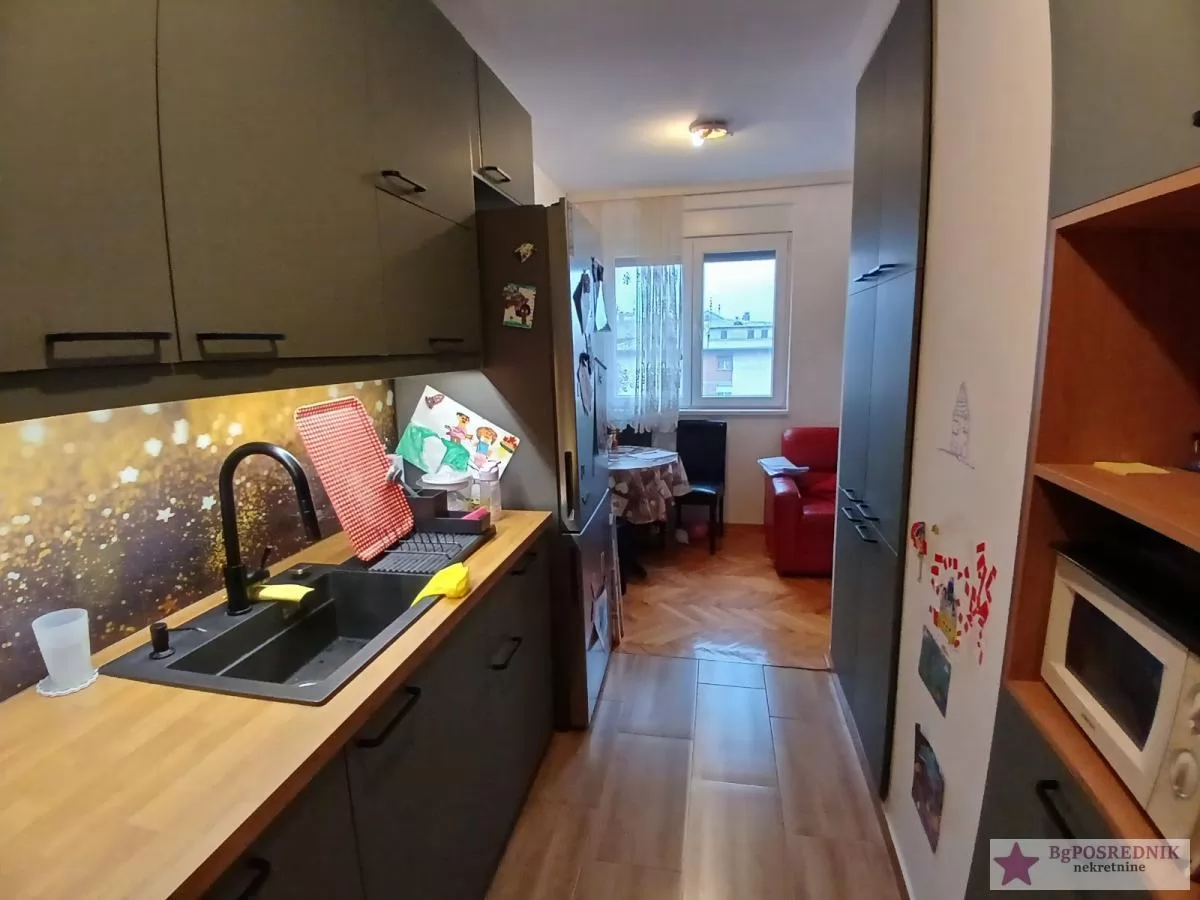 Palilula, Karaburma, Dr Đorđa Joanovića, 72m2 12