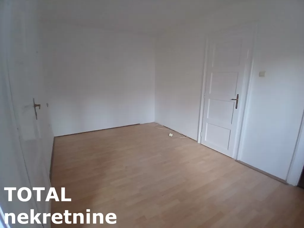 Stan,NOVI SAD,CENTAR,kv: 77.00, € 234000, ID: 1101912 6