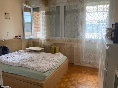 Lep dvosoban stan kod Beo Shopping centra 6