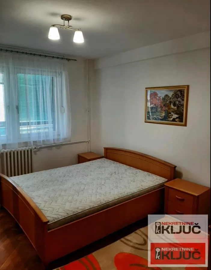 BULEVAR OSLOBOĐENJA IZDAJE SE DVOSOBAN NAMEŠTEN STAN 5
