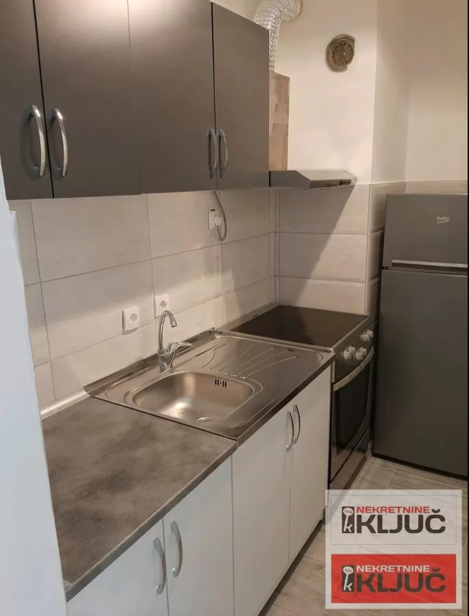 BULEVAR OSLOBOĐENJA IZDAJE SE DVOSOBAN NAMEŠTEN STAN 8