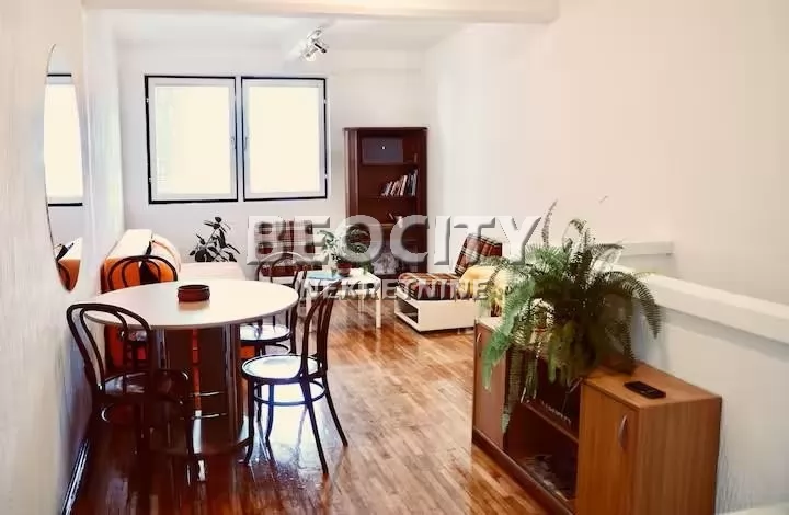 Dvosoban stan, 40 m2, Dorćol, Gospodar Jevremova ID: 127690 1