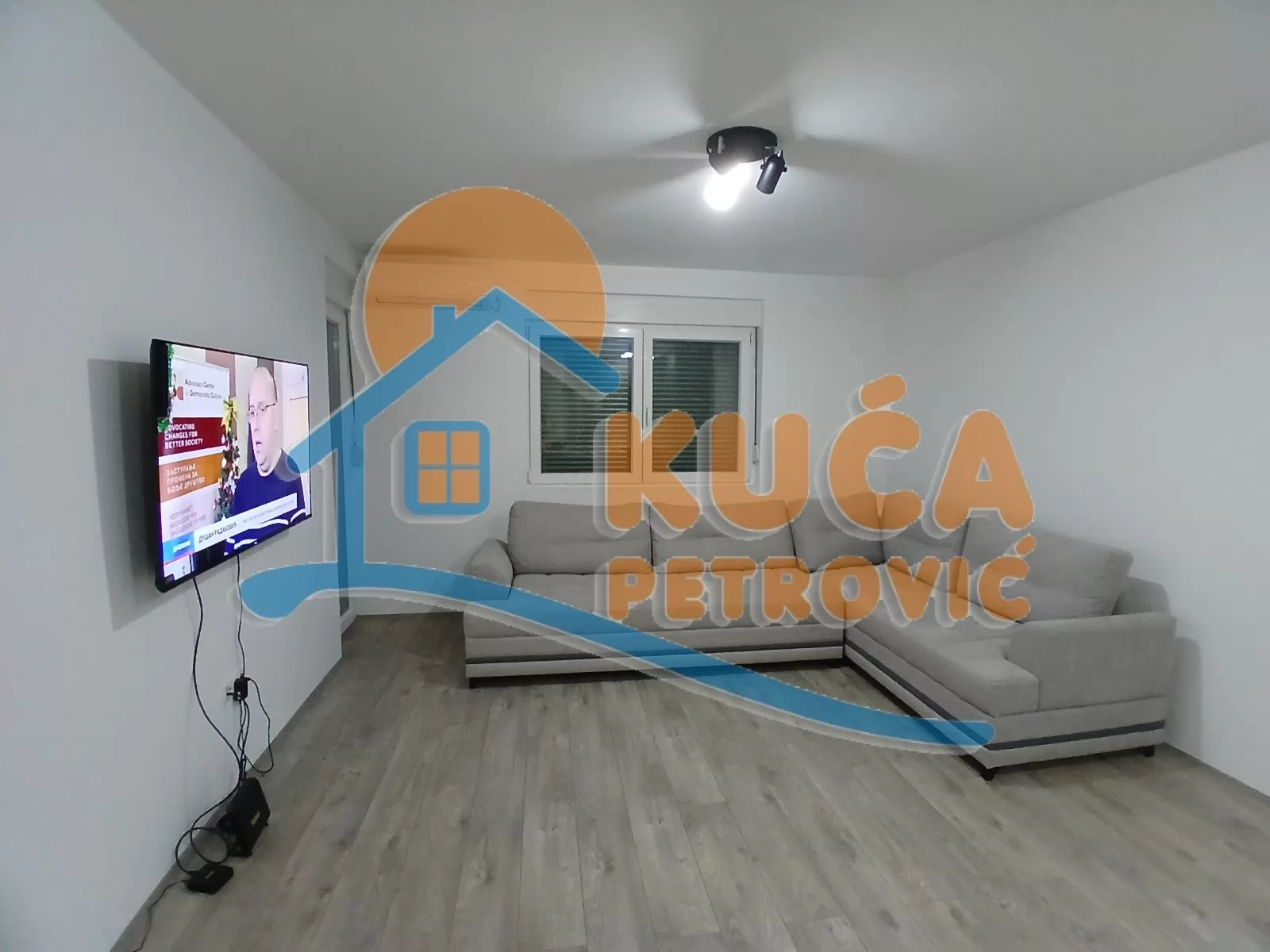 Dvosoban stan, 70 m2, Pantelej, Bulevar Svetog Pantelejmona ID: i-015578 1