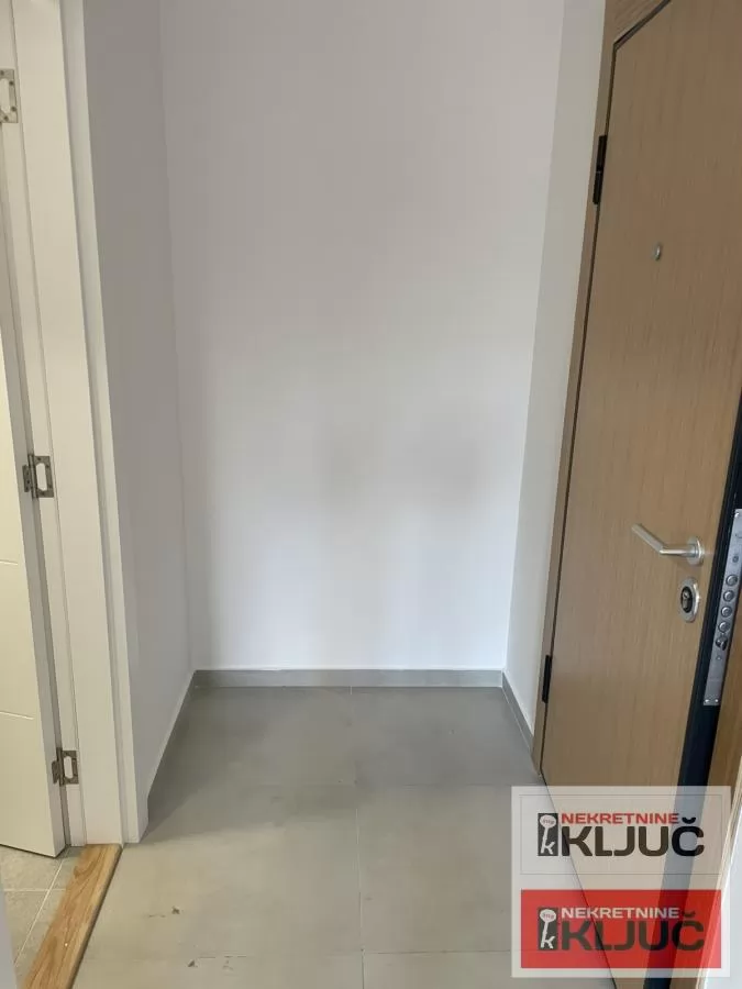 PETROVARADIN, 28m2, Garsonjera, Nova 10