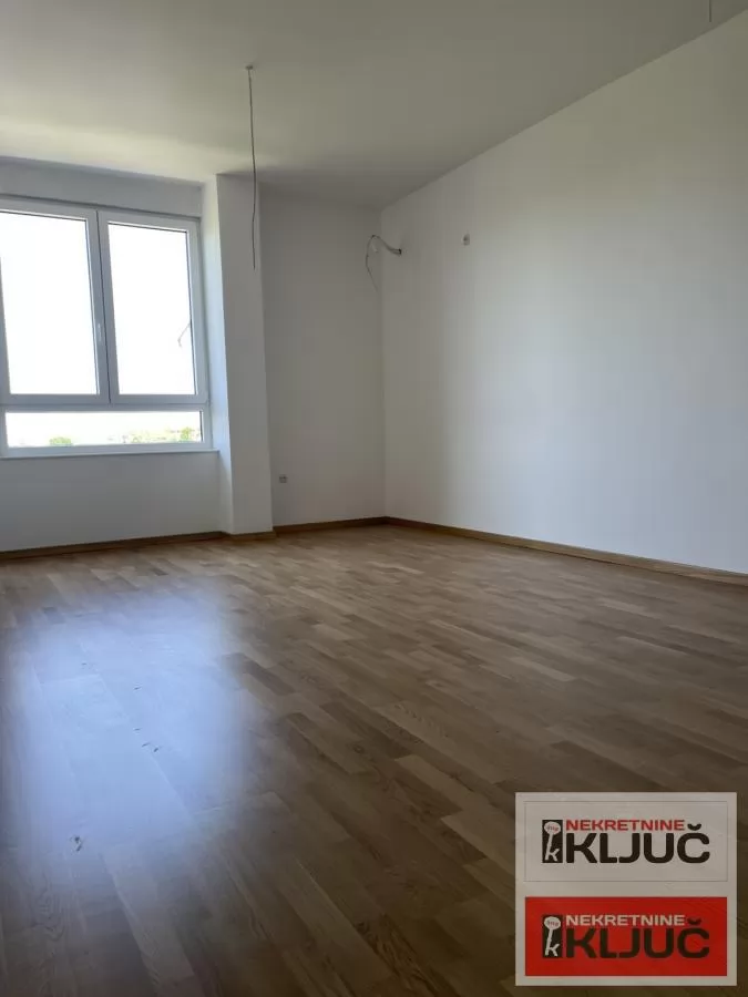 KOD SOMBORSKOG BULEVARA, 62m2, Trosoban, Novogradnja 2