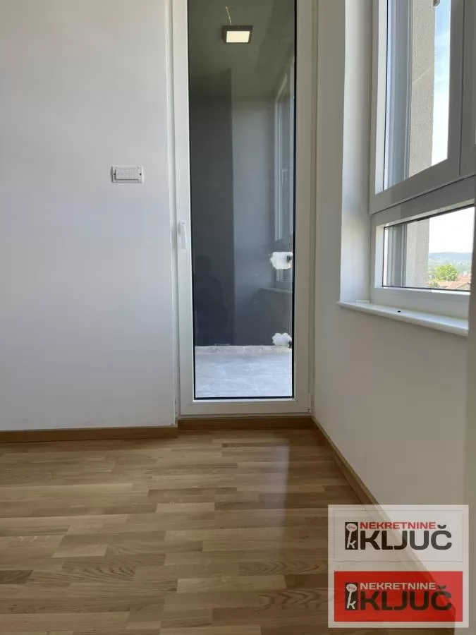 KOD SOMBORSKOG BULEVARA, 62m2, Trosoban, Novogradnja 6
