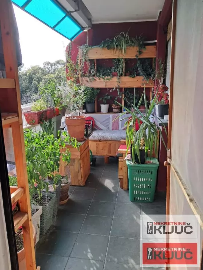 KOD ŠTRANDA, 81m2, Trosoban, Odličan 13