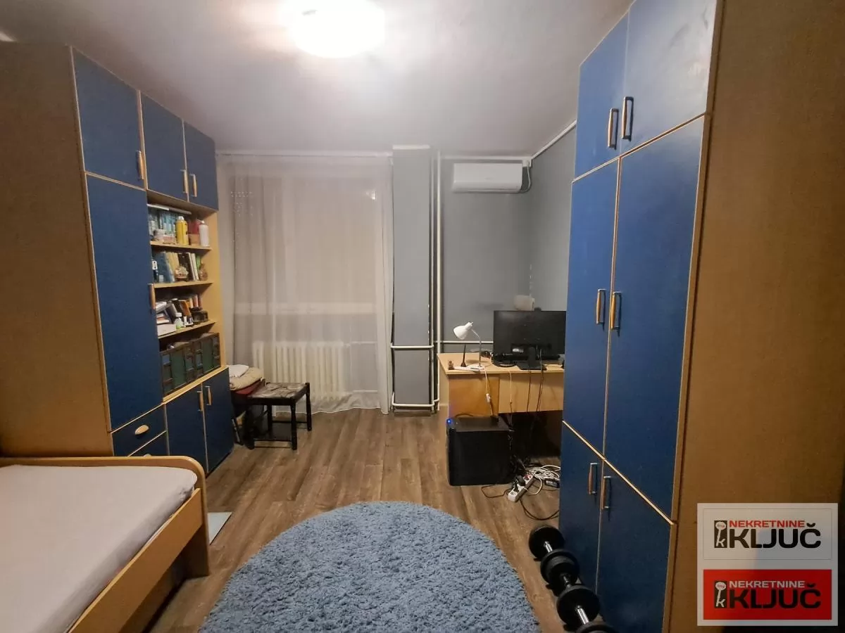 KOD ŠTRANDA, 81m2, Trosoban, Odličan 6