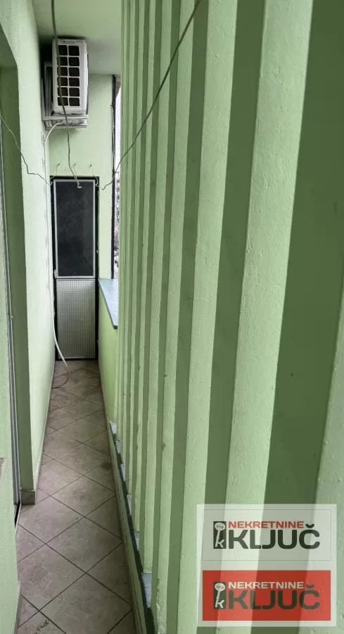 SPENS IZDAJE SE JEDNOSOBAN NAMEŠTEN STAN 7