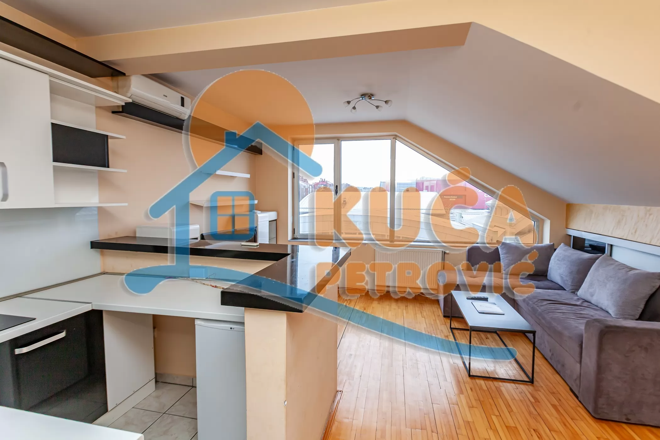 Trosoban stan, 82 m2, Duvanište, Vizantijski bulevar ID: p-015586 1