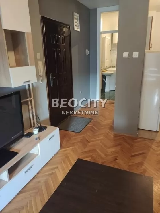 Dvosoban stan, 35 m2, Novi Sad, Bulevar Oslobođenja ID: 84472 2