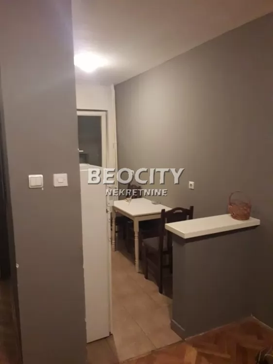 Dvosoban stan, 35 m2, Novi Sad, Bulevar Oslobođenja ID: 84472 3