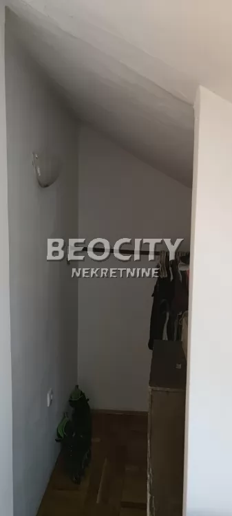 Dvosoban stan, 42 m2, Grbavica, Bulevar Cara Lazara ID: 127763 6