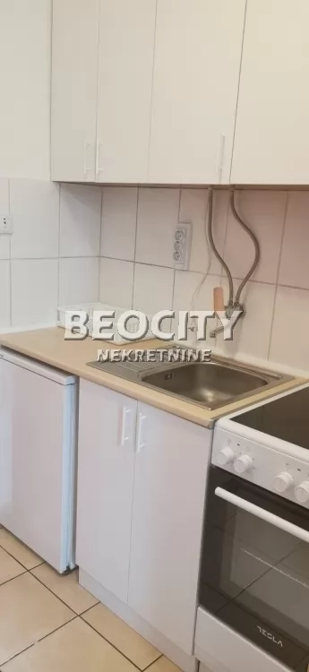 Jednosoban stan, 28 m2, Grbavica, Bulevar Cara Lazara ID: 127430 4