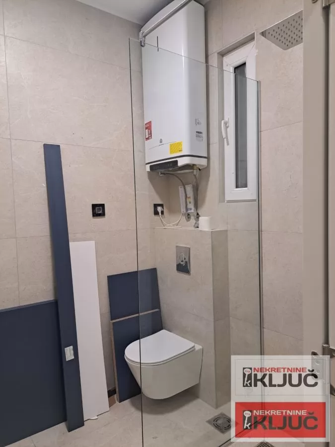 KOD SINAGOGE, 59m2, Dvosoban, Renoviran, Useljiv 14