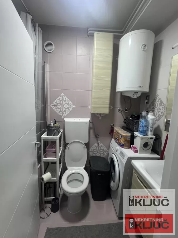 SATELITSKA PIJACA, 25m2, Jednoiposoban, Renoviran, Namešten 9