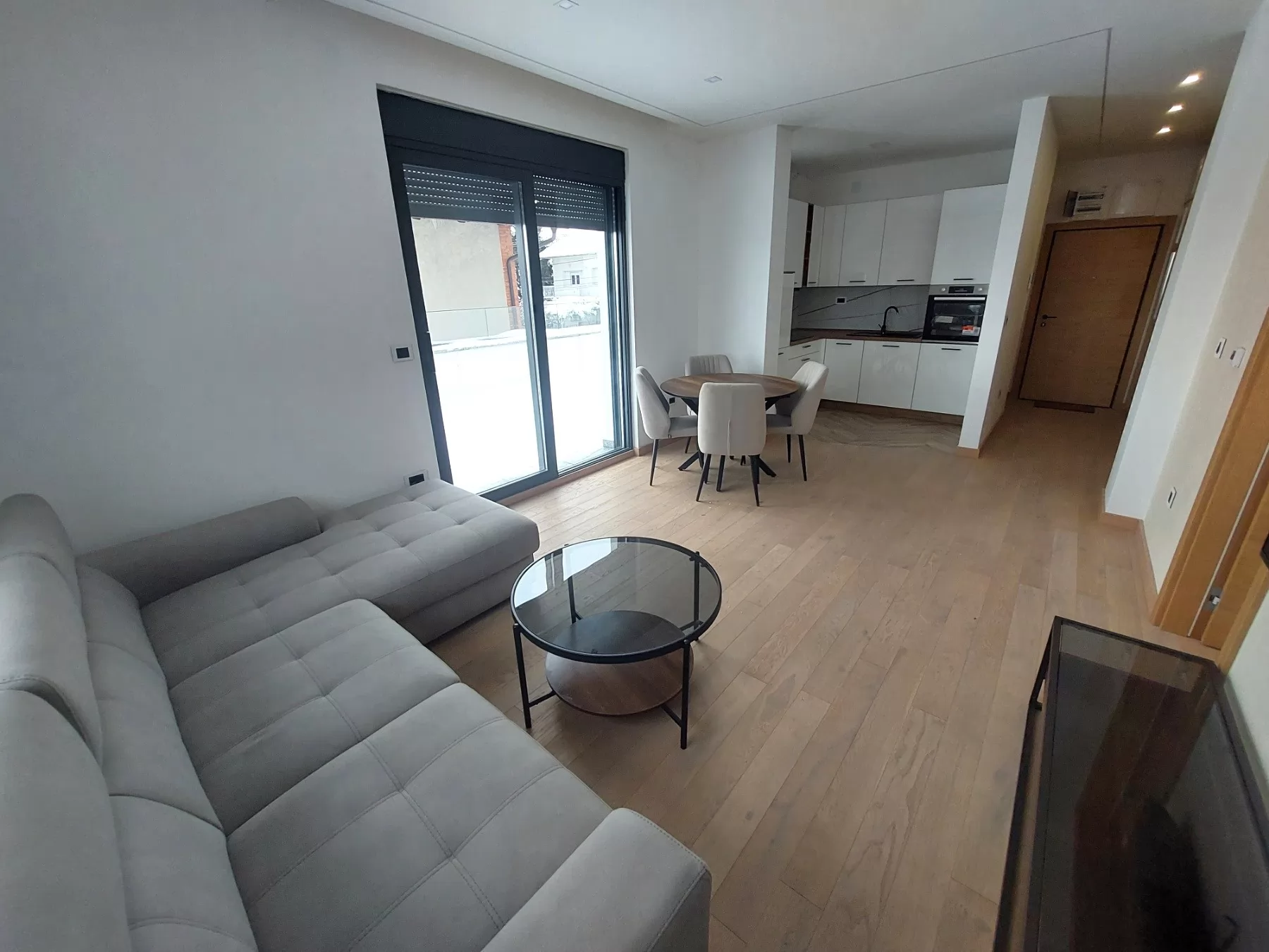 Stan,SREMSKA KAMENICA,CENTAR,kv: 120, € 700, ID: 9101904 2