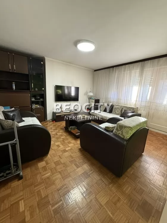 Trosoban stan, 79 m2, Novo naselje, Dušana Danilovića ID: 127627 2