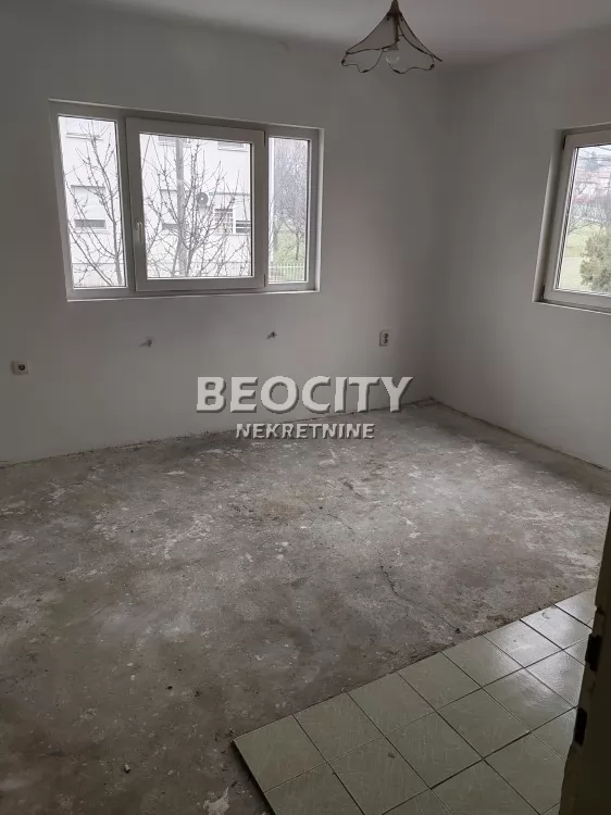 Trosobna kuća, 120 m2, Resnik, Golili breg ID: 127784 12