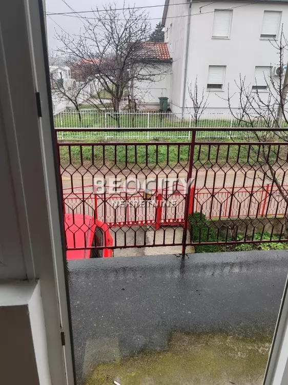 Trosobna kuća, 120 m2, Resnik, Golili breg ID: 127784 17