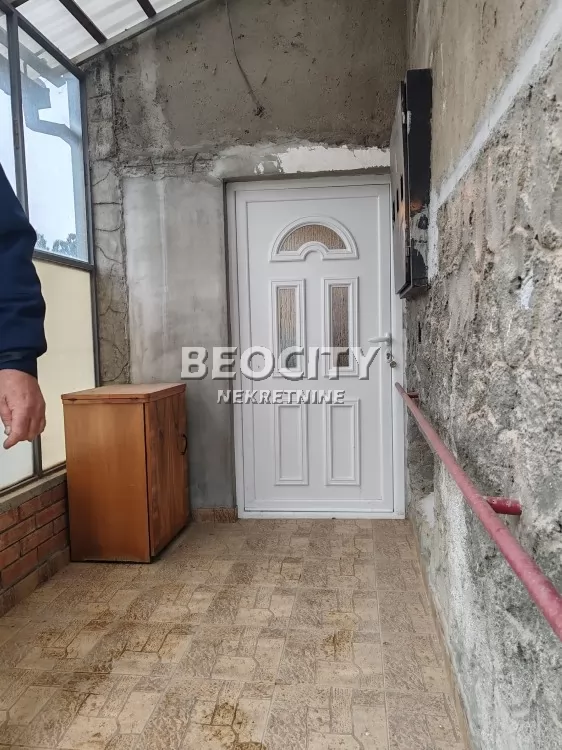 Trosobna kuća, 120 m2, Resnik, Golili breg ID: 127784 2